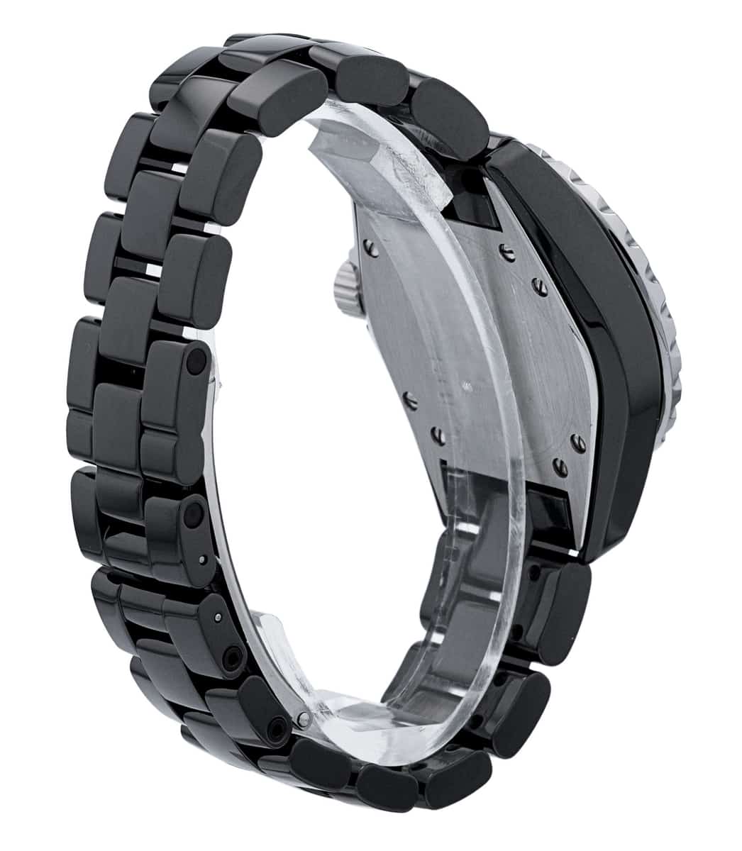 Chanel J12 H0682 Chanel J12 H0682